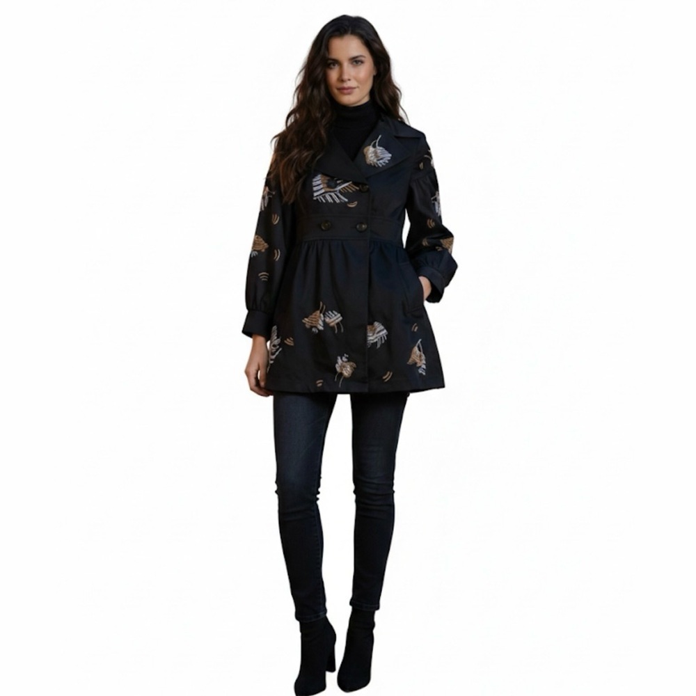 Woman’s Black Embroidered Coat with pockets size small